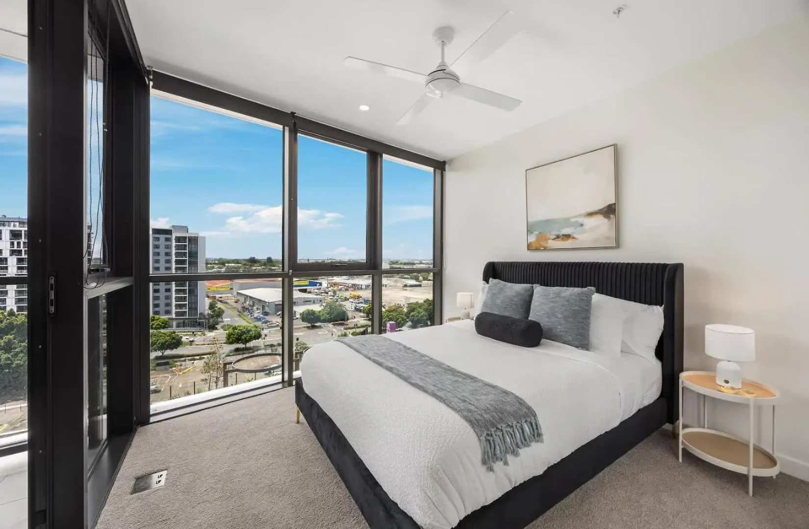 Rivello Apartments - Free Secure Car Parking Brisbane