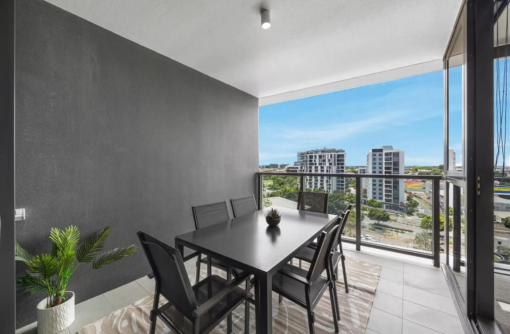 Rivello Apartments - Free Secure Car Parking Brisbane Australia